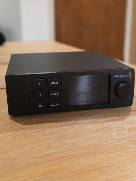 Blackmagic Web Presenter (Original Model) Complete Streaming Kit64663832926594110