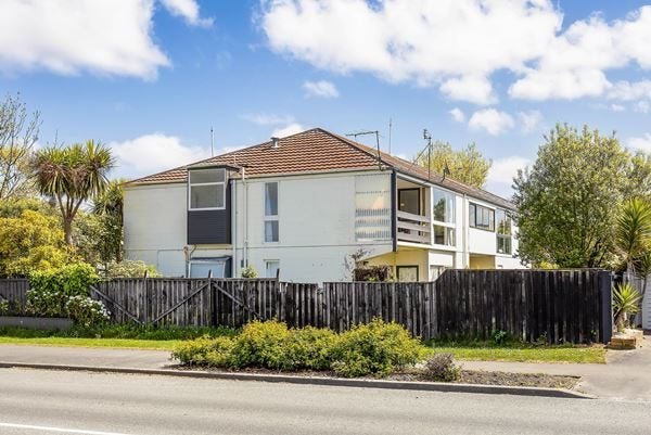 Merivale, 2 bedrooms64668259998209110