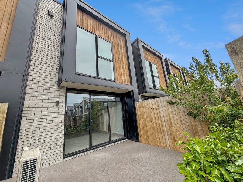 Addington, 2 bedrooms64668572252546110