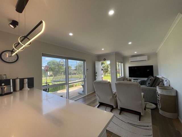 Taupaki, 3 bedrooms64736688445185111