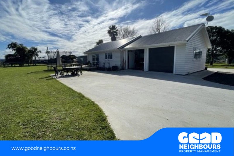 Taupaki, 3 bedrooms64736688445185110