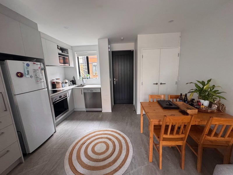 City Centre, 2 bedrooms64670989569794113