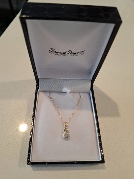 Stunning diamond necklace for xmas Carousel 1