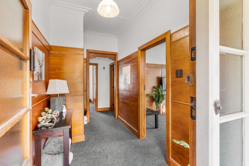 Classic Kiwi bungalow with personality plus64668882772994114