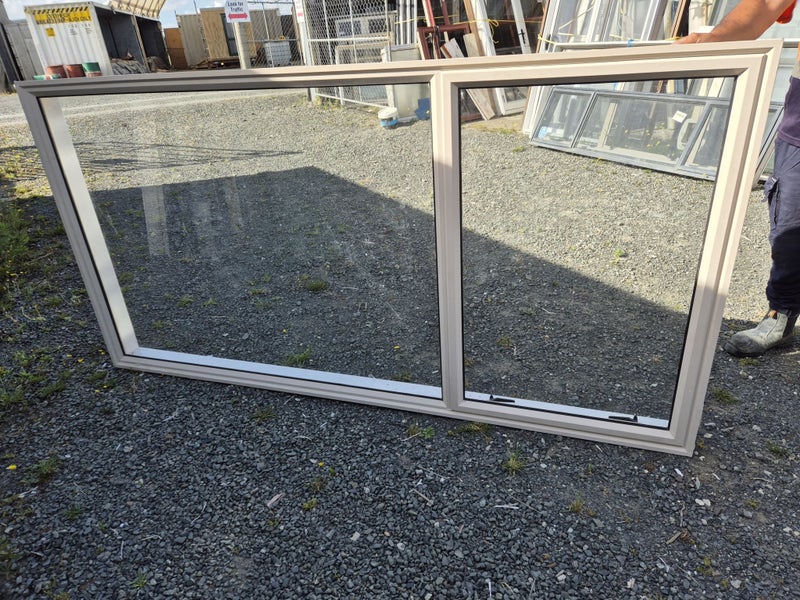 1.2 H x 2.4 W Aluminium Window (4 available & matching Stacker doors) #2258 Carousel 1