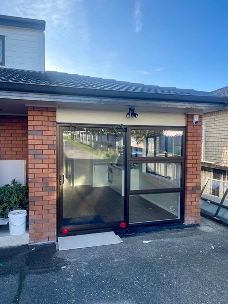 Mount Roskill, 2 bedrooms64669080147713110
