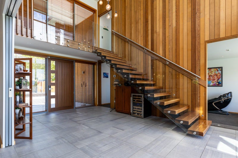 Impressive family home64669080166786113