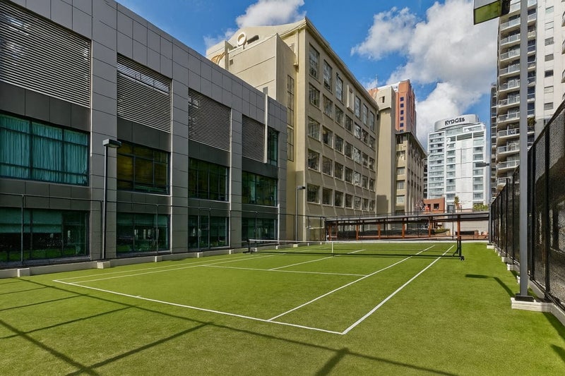 City Centre, Studio64669290293890113