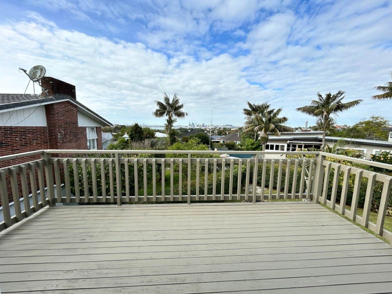 Northcote, 3 bedrooms64669492331779113