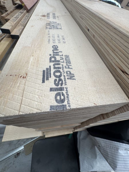 REDUCED PRICE LVL8 Framing Timber 140x45 6 metre lengths Carousel 1