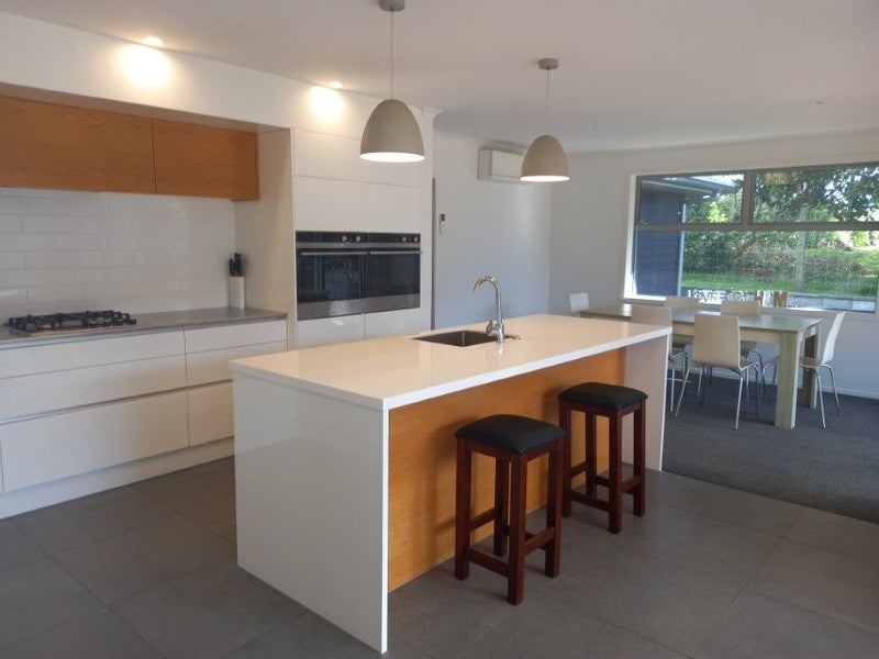 Bell Block, 4 bedrooms64669492348673113