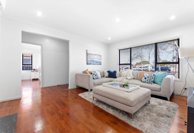 Te Atatu Peninsula, 3 bedrooms64669788813442111