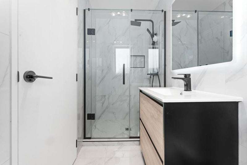 Flat Bush, 5 bedrooms64670125332098111