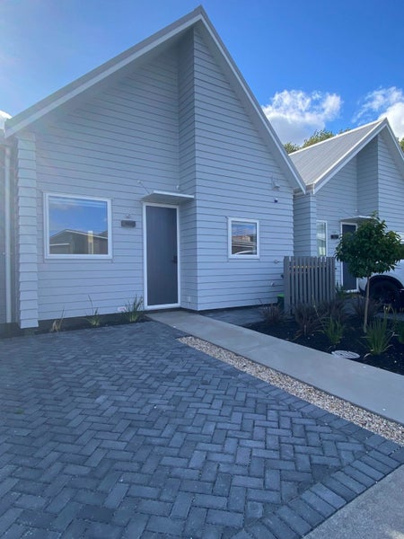 Whenuapai, 2 bedrooms64669888214530111