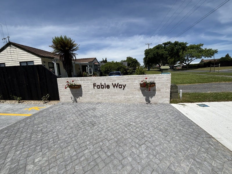 Leamington, 3 bedrooms64669888275457110