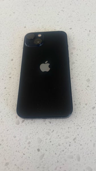iPhone 13 excellent condition64670138271489110