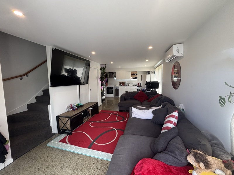 Newlands, 2 bedrooms64670188671107112