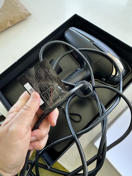 Ghd dryer works but only blows cold air comes with nozzle Carousel 3