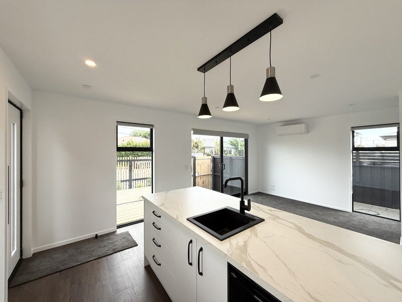 Woolston, 2 bedrooms64670489627907111