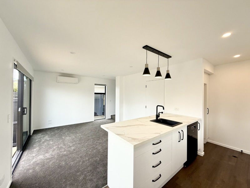 Woolston, 2 bedrooms64670489627907114