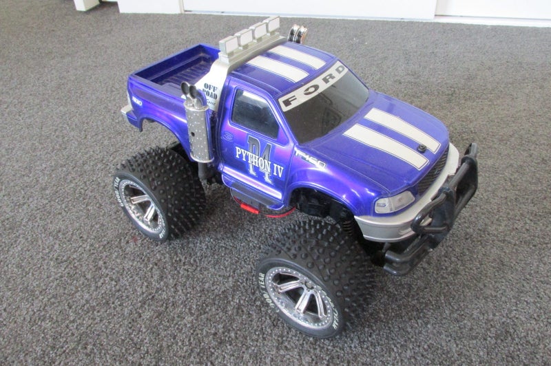 RC Monster Truck Carousel 1