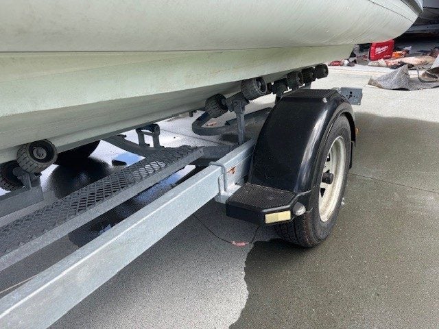 Highfield Inflatable64670678110337113