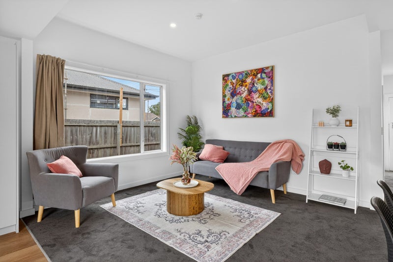 Renovated Charmer!64670790299651112