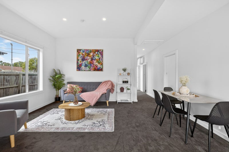 Renovated Charmer!64670790299651113