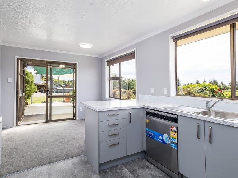 Highway Home & Income64670989554050113