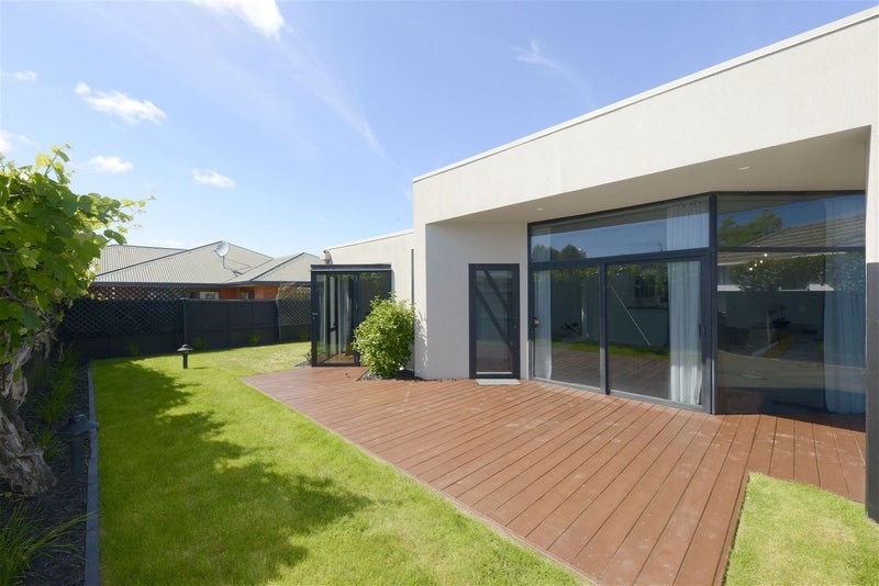 Russley, 3 bedrooms64670989604481111