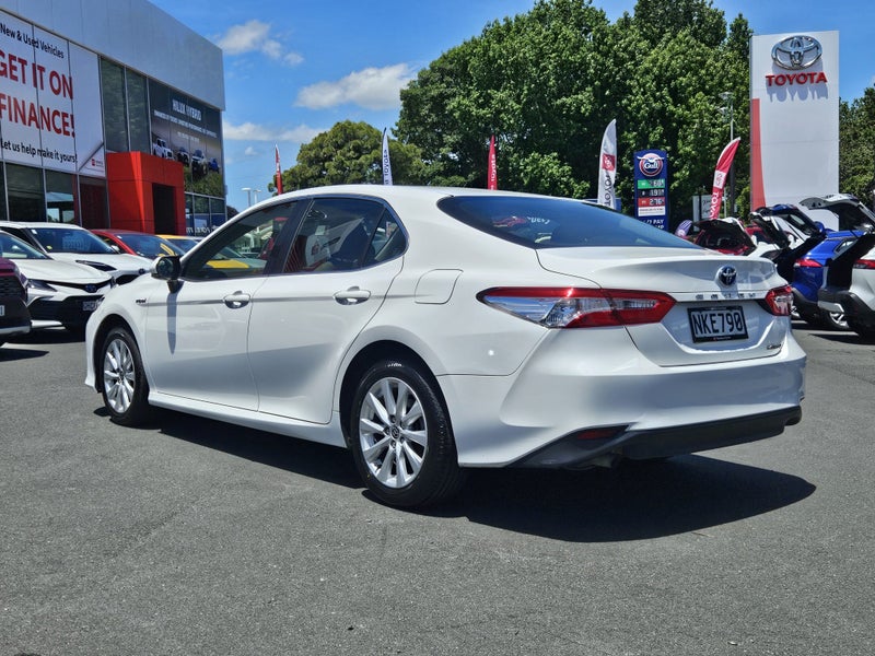 2021 Toyota Camry GX 2.5P HYBRID64671280951937112