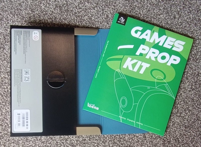 Best Christmas present ever! Meet Loona, the most advanced pet robot Carousel 8