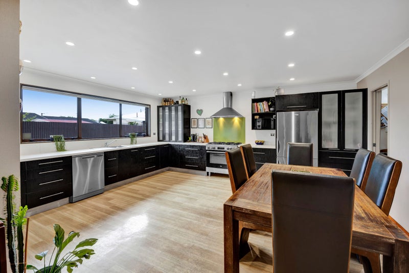 TIME FOR A NEW FAMILY TO ENJOY64671281188609112