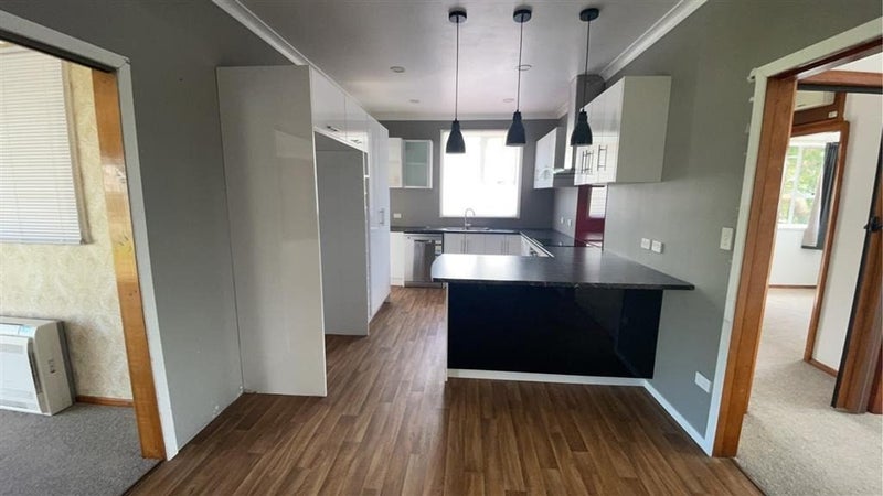 Hawera, 3 bedrooms64671369890691113