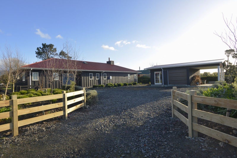 Welcome to a Home that Feels Just Right64671370112387112