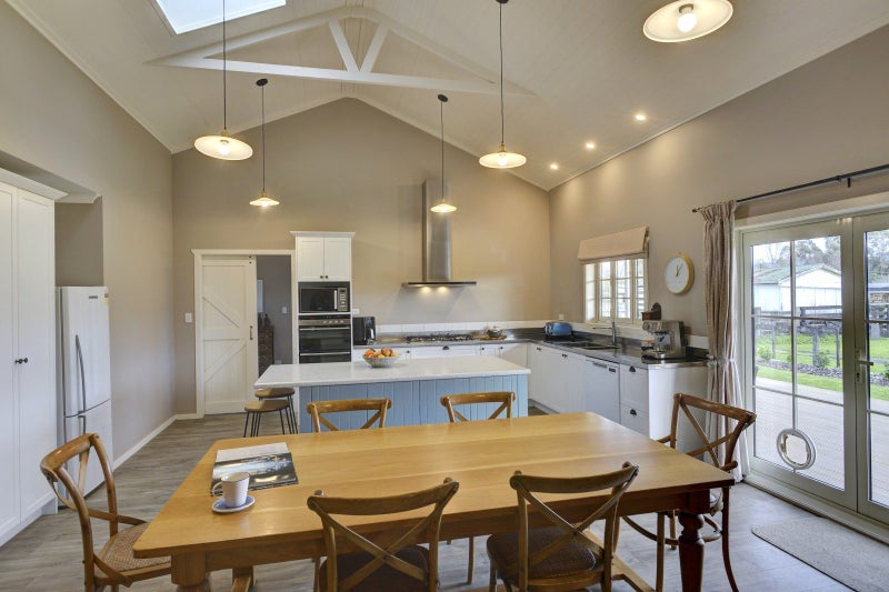 Welcome to a Home that Feels Just Right64671370112387113