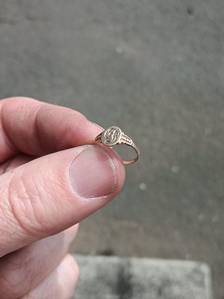 Tiny Edwardian 10CT gold ring (Monogramed) Carousel 2