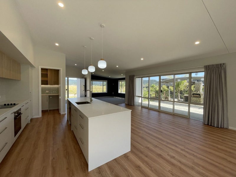 Bay View, 3 bedrooms64671573838209112