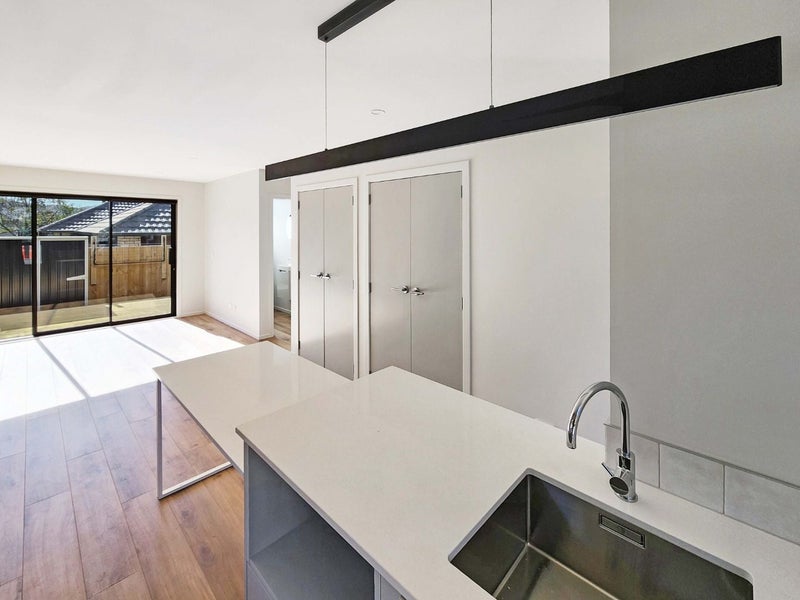 Wainuiomata, 2 bedrooms64671573943938112