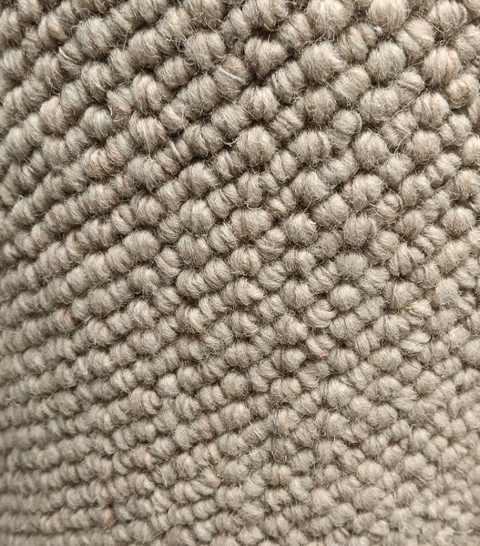 100% NZ Wool carpet piece | 190 x 157cm Carousel 2