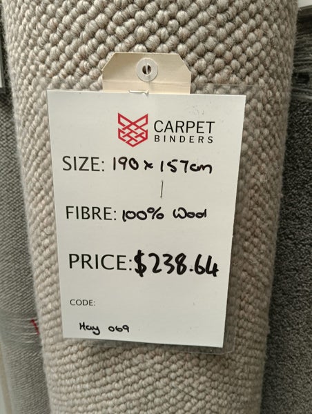 100% NZ Wool carpet piece | 190 x 157cm Carousel 1