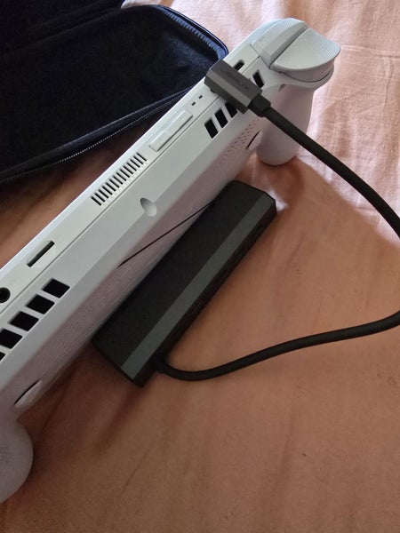 Official ROG Xbox Ally Handheld Complete Christmas Bundle – Near New!64671816719490114