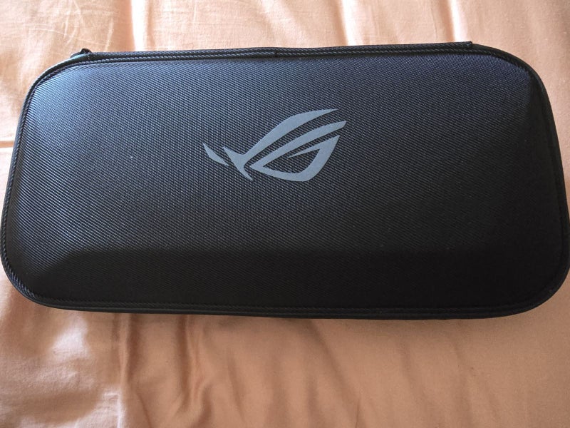 Official ROG Xbox Ally Handheld Complete Christmas Bundle – Near New!64671816719490111