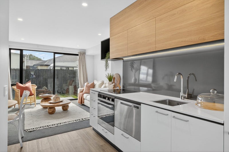 Phillipstown, 2 bedrooms64671778638593112