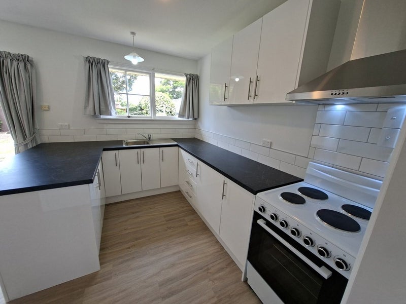 Avonhead, 2 bedrooms64671778687619111