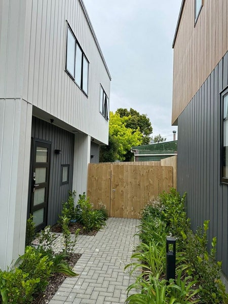 Glen Eden, 3 bedrooms64671880700674111