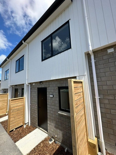 Glen Eden, 3 bedrooms64671880700674112