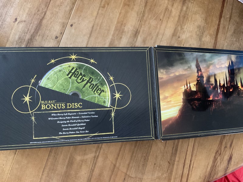 Harry Potter Hogwarts Collection Blu-Ray + DVD Set Carousel 12