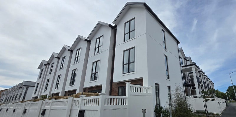 City Centre, 2 bedrooms64672078564227110