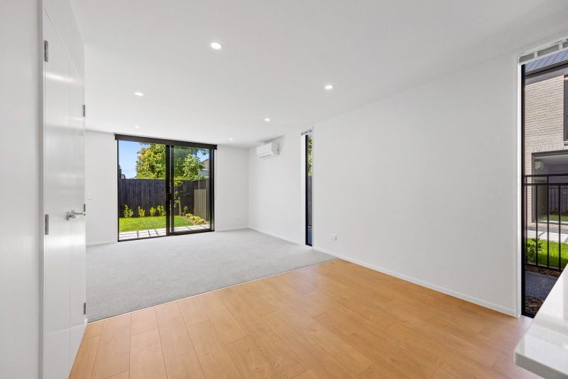 St. Albans, 2 bedrooms64672078610690113